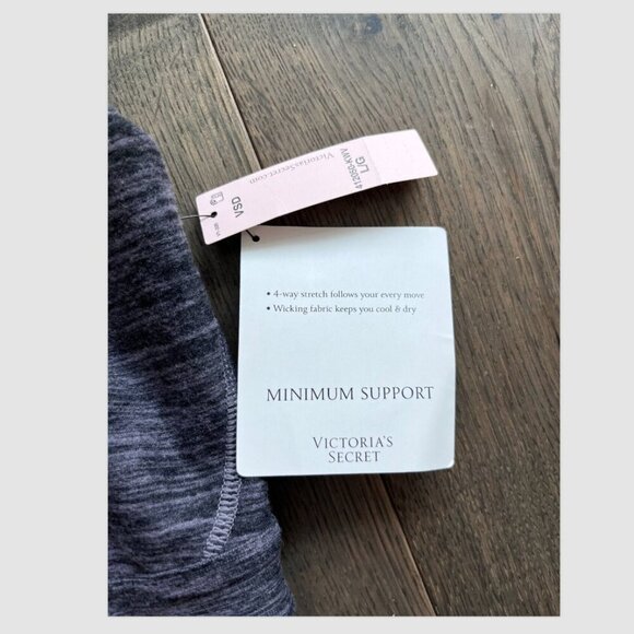 Victoria’s Secret Strappy Sports Bra Size L Gray Yoga Gym Activewear NWT - Picture 2 of 5